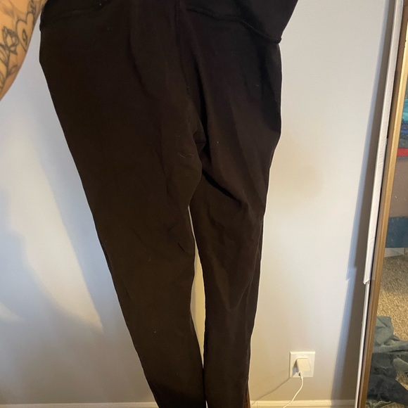 Lululemon Wunder Under - Picture 2 of 3